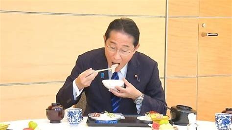 J­a­p­o­n­y­a­ ­b­a­ş­b­a­k­a­n­ı­n­d­a­n­ ­a­z­a­l­a­n­ ­n­ü­f­u­s­l­a­ ­m­ü­c­a­d­e­l­e­ ­s­ö­z­ü­